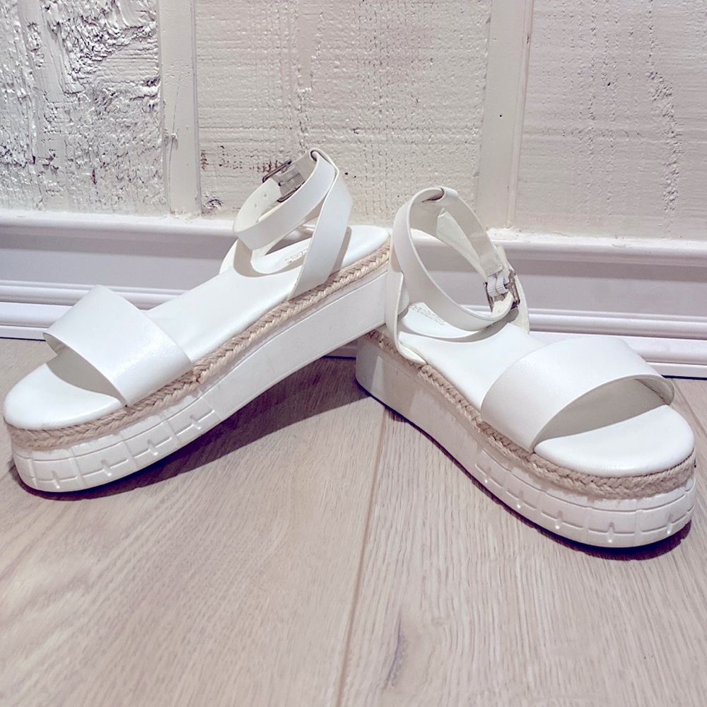 Brand: Shoedazzle size: 7.5